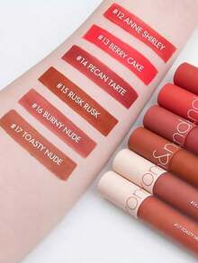 Rom&nd Romand ZERO VELVET TINT 17 TOASTY NUDE | 哑光唇釉 | 持久显色 | 轻盈质地 | 高显色度 | 不拔干唇釉 | 韩妆 | 5.5克/0.194盎司 - 17 TOASTY NUDE - 查看 8