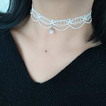 1pc Fashionable, Simplistic & Charming Lolita White Lace Hollow Pearl Pendant Choker Necklace, Suitable For Daily Wear