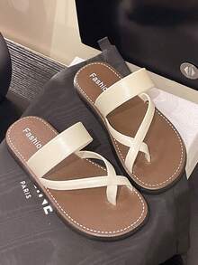 Women's Summer Casual Flat Sandals - New Fashion Simple Style Women's Sandals, Personalized Soft Bottom Non-Slip Flip-Flop Plastic Slippers, Super Lightweight And Comfortable For Casual, Travel, Beach, Indoor And Outdoor Wear, White PVC Women Slippers - Brown - View 9