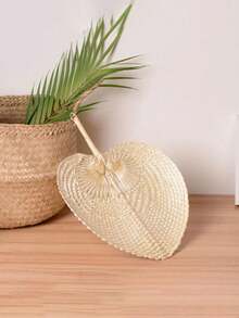 1件手工草编驱蚊风扇，轻巧，适合夏季