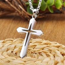 1 szt. Stal nierdzewna Hollow Cross Pendant Necklace, modny i minimalistyczny design dla mężczyzn i kobiet