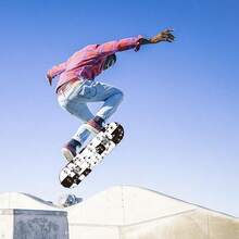 31" X 8" Complete Beginner Skateboard, Suitable For Boys, Girls, Teens And Adults To Learn And Practice Standard Skateboarding Techniques - Black and White - View 6