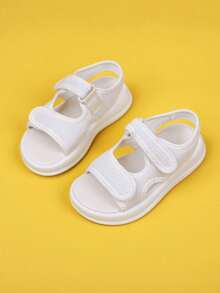 صنادل أطفال صيفية جديدة، الأوتاد مصنوعة من مطاط ناعم، مقاومة للانزلاق والتآكل، تصميم بسيط وأنيق، مناسبة للسفر والخروج والشاطئ والارتداء المنزلي، باللون الأبيض