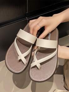 Women's Summer Casual Flat Sandals - New Fashion Simple Style Women's Sandals, Personalized Soft Bottom Non-Slip Flip-Flop Plastic Slippers, Super Lightweight And Comfortable For Casual, Travel, Beach, Indoor And Outdoor Wear, White PVC Women Slippers - Brown - View 2