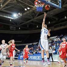 Red de baloncesto para exteriores, (220 g) 12 círculos Reemplazo de red de baloncesto profesional resistente, resistente a todo tipo de clima, adecuada para aro de baloncesto estándar de 12 aros para mujeres, gimnasio, juegos de baloncesto, duradera y gruesa