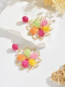 OOQ 1 pereche de cercei cu flori din ratan în stil boem, lucrați manual, cercei florali cu design unic de plajă, potriviti pentru femei zilnic, vacanță, petrecere, ideal pentru ziua îndrăgostiților, nunta, ziua mamei, festivalul de muzică