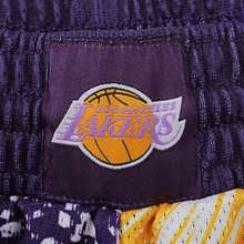 Mitchell & Ness 2023 Herren Jumbotron Mesh Shorts