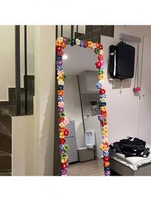 10/20/30个手工钩织绒球装饰品，小巧多彩，可用于DIY装饰相框、衣服、雨伞、窗帘、空调管道、布贴等。也适用于家居装饰、情人节礼物、生日、毕业典礼、返校季、房间装饰、学习用品、厨房装饰等。 - 彩色 - 查看 6