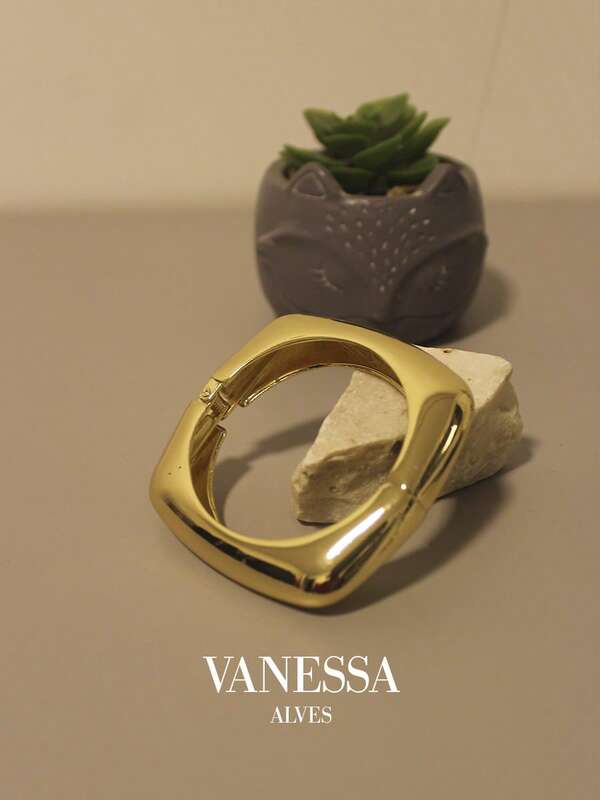 Bracelete Designer Quadrado Dourado Pulseira de Aço inoxidável com Fecho de Mola