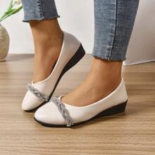 Women's Spring Low Vamp Slip-On Flat Shoes, New 2025 Model, Beige Soft Leather Loafers, Comfortable Wide Fit Round Toe Wedge Heel, Plus Size, Rhinestone Decor