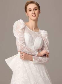 EVER-PRETTY Sexy florales Spitze Rundauschnitt Rücken V Langarm lang Schleppe zarte Brautkleid Hochzeitskleid mit großer Schleife für Outdoor Rasen Hochzeitsfeier