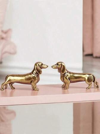 1pc Copper Alloy Mini Dachshund Dog Figurine, 3D Metal Model Dachshund Hunting Dog Decor, Suitable For Home Decor, Desk, Shelf, TV Cabinet, Cabinet, Office Desk, Display Window, Bar, Party, Holiday, Birthday Gift, Photography Prop