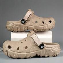 Sandales à enfiler creuses d'hiver pour hommes, nouvelles pantoufles mode casual antidérapantes et durables, chaussures de plage à bout fermé pour l'extérieur, grandes tailles (modèle aléatoire)