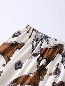 Bộ đồ ngủ thoải mái in hình nhóm ngựa 2 món, áo sơ mi cài nút tay ngắn và quần short cạp chun - Màu be - Xem 9