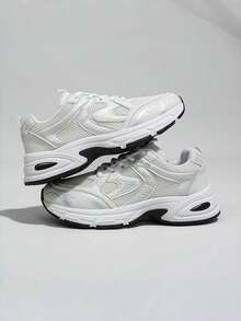 新款学院风厚底运动鞋，休闲运动鞋，网布和皮革拼接，透气舒适，多功能坡跟户外步行鞋，复古Gump鞋款，通勤必备