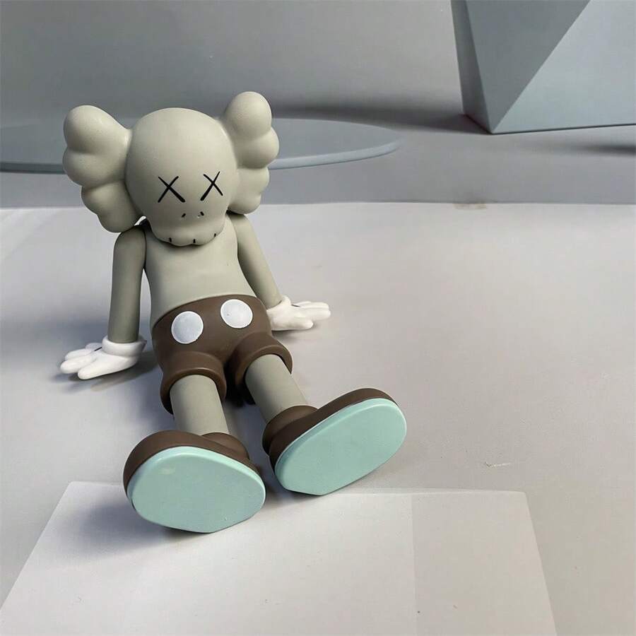 1pc KAWS Toy Model Anime Model Violent Bear Home Decor Desktop Decoration Toy Suitable For Living Room Decoration Gift For Friends - Grey - View 1