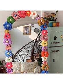 10/20/30个手工钩织绒球装饰品，小巧多彩，可用于DIY装饰相框、衣服、雨伞、窗帘、空调管道、布贴等。也适用于家居装饰、情人节礼物、生日、毕业典礼、返校季、房间装饰、学习用品、厨房装饰等。 - 彩色 - 查看 4