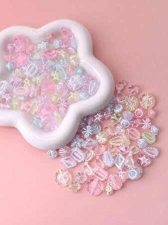 1パック 40g ファッション 3Dアクリル カラフルメッキビーズ ランダムアソート - フラワー、楕円、非対称ルーズビーズ DIYジュエリー、フォンチェーン、ブレスレット、ヘアアクセサリー、バッグ素材用