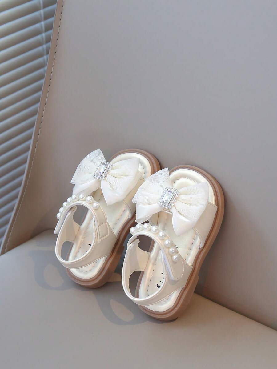 Girls Sandals 2025 New Korean Version Soft Bottom Performance Shoes Versatile Princess Children Shoes Round Toe Princess Shoes - Beige - View 1