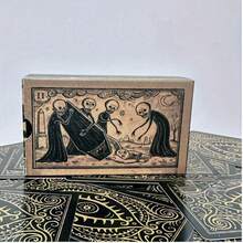 1 件 - 黑：残月神谕卡 - 52 张双面浮雕卡，用于迷人的塔罗牌和神谕解读，包括骷髅和骨头以及神秘符号的详细插图，非常适合收藏家，神秘卡片 | 诡异的美学 | 大气的设计 - 彩色 - 查看 9