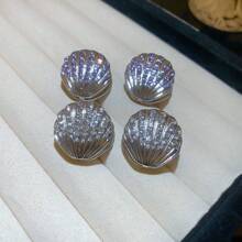 Andkiss 1 par de aretes de lujo con diseño de concha redonda de doble cara