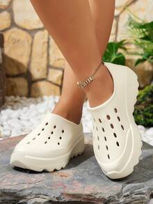 Women's Fashionable Slip-On Sandals, Comfortable Thick Sole, Non-Slip And Waterproof, Breathable And Casual EVA Clogs, Suitable For Dating, Outdoor Party And Beach Shoes