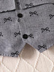 2 件套少女韩版蝴蝶结吊带背心 + 百褶裙套装，灰色优雅设计，精美蝴蝶结印花，适合休闲、校园、演出、夏季外出，展现甜美高端造型