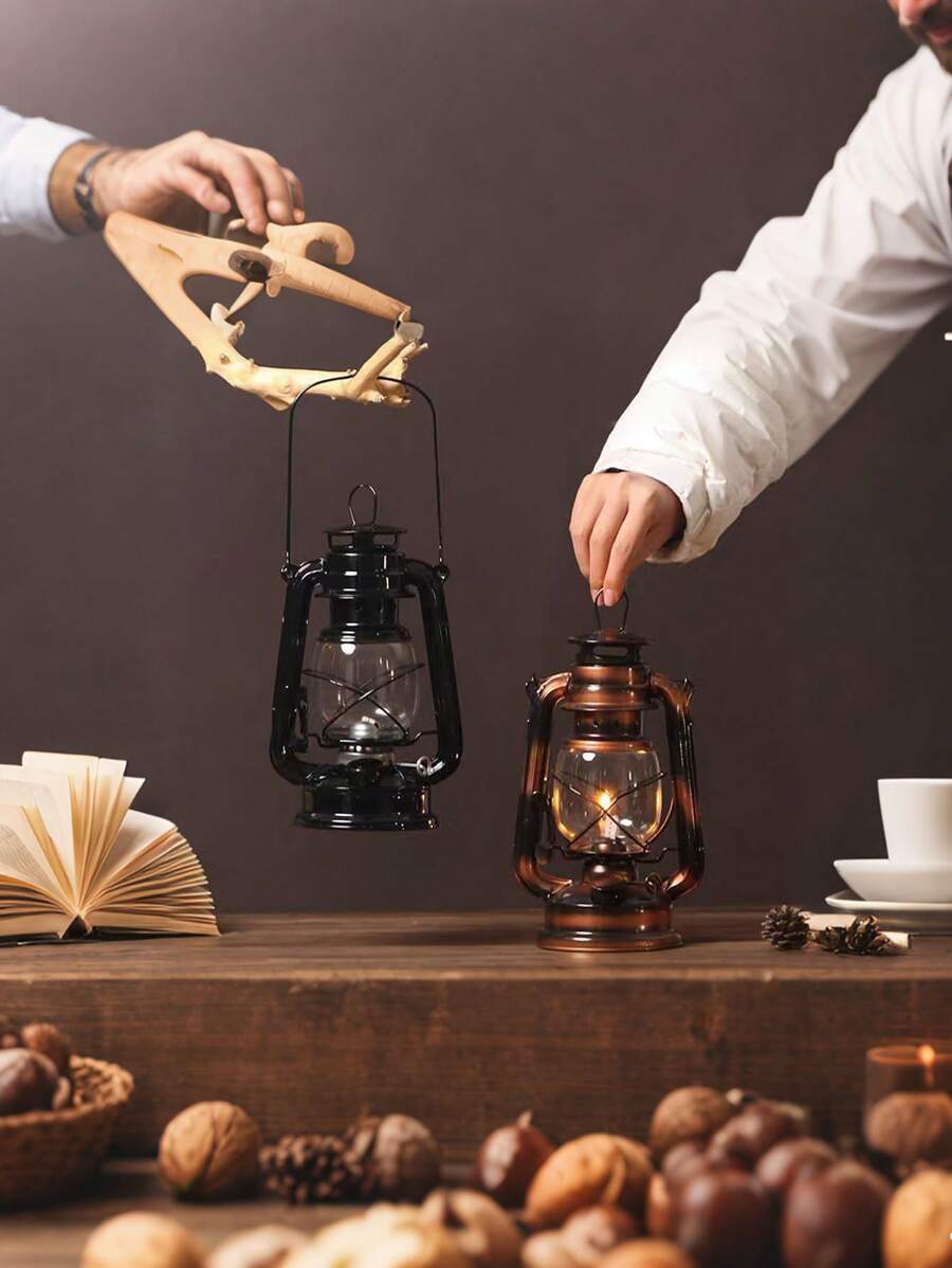 1pc Vintage Kerosene Lamp, Old-Fashioned Desk Lamp Decor, Retro Lantern For Camping Tent, Bar Restaurant Decoration