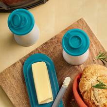 2pcs Plastic Salt And Pepper Shakers With Lids Large Moisture Proof Salt Shaker Pepper Container Timer Covered Salt And Pepper Holder For Home Kitchen Restaurant Camping