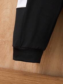 Young Boys' Spring And Summer Letter King Printed Contrasting Splicing T-Shirt+Contrasting Splicing Pants Two Pieces Set - Multicolor - View 7