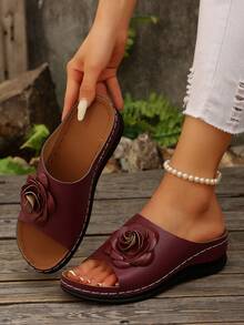 Elegant Women's Wedge Shaped Slippers And Sandals, Buckle Decoration Outdoor Sandals, Fashionable, Comfortable, Elegant, Casual, Beach, Wedge Shaped, Thick Soled Sandals, Plus Size - Burgundy - View 7