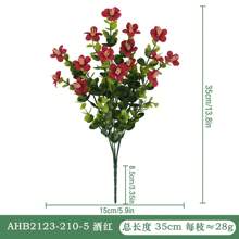 2/4/6 Stücke simulierte Eukalyptus-Blumen werden für Vasen, Wanddekoration, Blumenarrangements, künstliche Pflanzen, UV-Schutz, Künstliche Blumen, grüne Sträucher, Pflanzendekoration, Outdoor-Pflanzenhänger, Blumentöpfe, Heim- und Gartendekoration verwendet