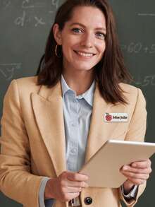 1 pièce Badge en bois nominatif d'enseignant / Badge nominatif personnalisé d'école / Badge nominatif fait sur mesure / Badge nominatif d'enseignant / Badge d'école / Cadeaux d'enseignant / Broche épingle / Broche magnétique - professeur - Voir 3