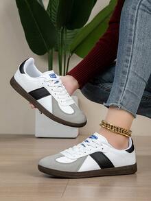 2025 新款男女通用白色系带休闲运动鞋，复古百搭透气轻便跑步鞋，情侣运动鞋