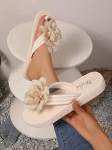 Sandali platform con design a fiori per ragazze adolescenti, ciabatte da spiaggia antiscivolo con stampa, stile di moda vacanziero