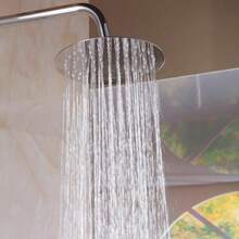 Cabezal de ducha cuadrado de acero inoxidable de alta calidad de 8 pulgadas con efecto de lluvia intensa