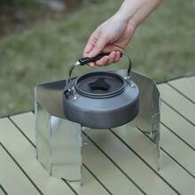 Tragbarer Windschutz für Outdoor-Campingkocher - 10 Paneele, windundurchlässig und faltbar, integrierte Spitzen, effiziente Wärmeverteilung, inklusive Handtasche - perfekt für Picknicks und Camping.