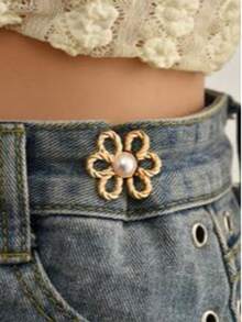 1 Piece Adjustable Pants Waist Size Flower Shape Pin, Fits Jeans, T-Shirts, Pants, No Sewing, Removable Button Pin Without Tools, 1 Piece Pants Waist Tightener, Flower Style Removable, Flower Jeans Button Pin, Instant Jeans Buttons For Loose Jeans, Pants Waist Clips Without Sewing, Adjustable Waist Button Extender Set - Adjustable Waist Buckle - View 8