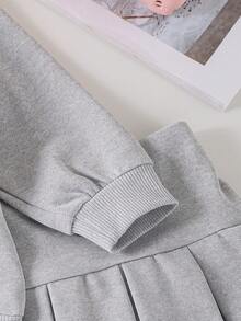 2 件套年轻女孩休闲学院风字母印花领运动衫和百褶裙套装，春秋