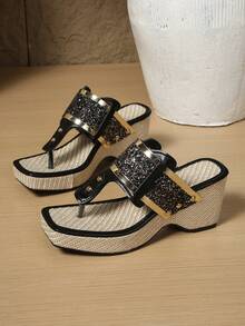 صنادل نسائية ذات كعب منصة مرتفع 8 سم، إصدار 2025، تصميم مربع، ذات فتحة أصبع، مزين بنقوش نجمية مزركش، طراز عصري أنيق للاستخدام اليومي والمنتجعات الصيفية