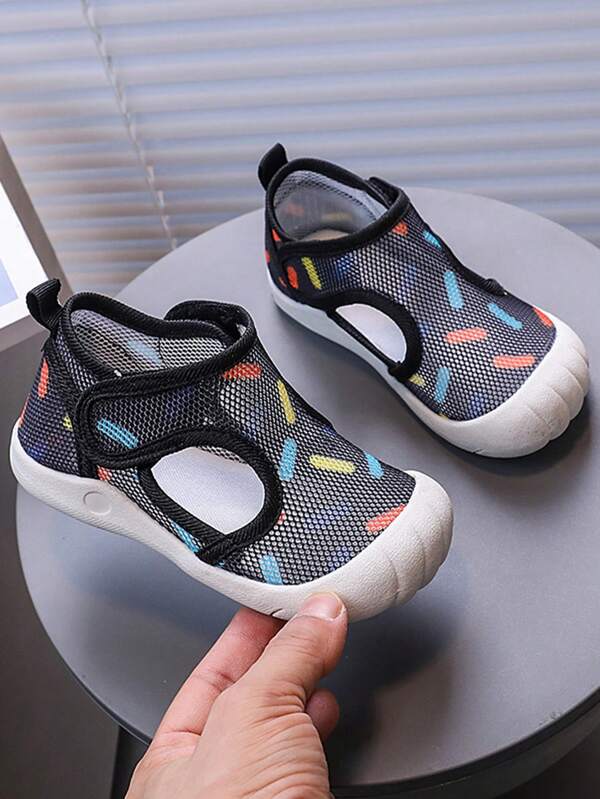 New Summer Breathable Mesh Closed Toe Sandals, Boys Protective Toe Sandals, Girls Camouflage Beach Shoes, Soft Sole Non-Slip Infant Fashion Sandals