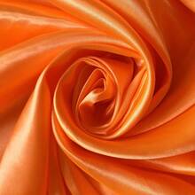 1 件纯色优质缎纹面料，光滑飘逸的涤纶材质，适用于婚礼装饰、新娘礼服、时尚服装和工艺品、装饰纺织品 | 优雅质感 | 优质涤纶