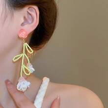 Andkiss 1 Pair Tropical Tulip Flower Tassel Drop Earrings - Multicolor - View 3
