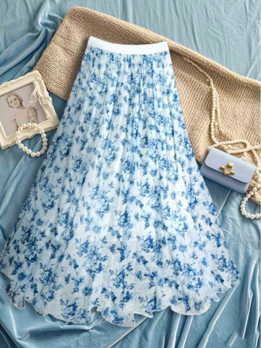 女士穿孔网眼印花图案摆裙，甜美温柔的氛围，适合休闲、度假和日常穿着，夏季