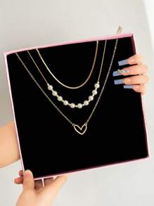 1pc 3 Layers Stacking Personalized Light Luxury Elegant Pearl Hollow Heart Necklace, Vacation Party Dating Gift Daily Wear