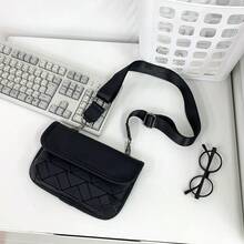 1pc Rhombic Pattern Iridescent Black Matte Leather Material Cover-Type Closure Fashion Men Messenger Bag/Chest Bag, Unisex, Suitable For Spring Cycling For Teenagers And Young People