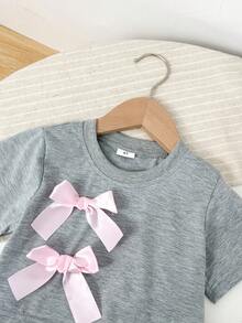 Set de 2 piezas de top de manga corta con moño y falda para niñas - Gris - Ver 3