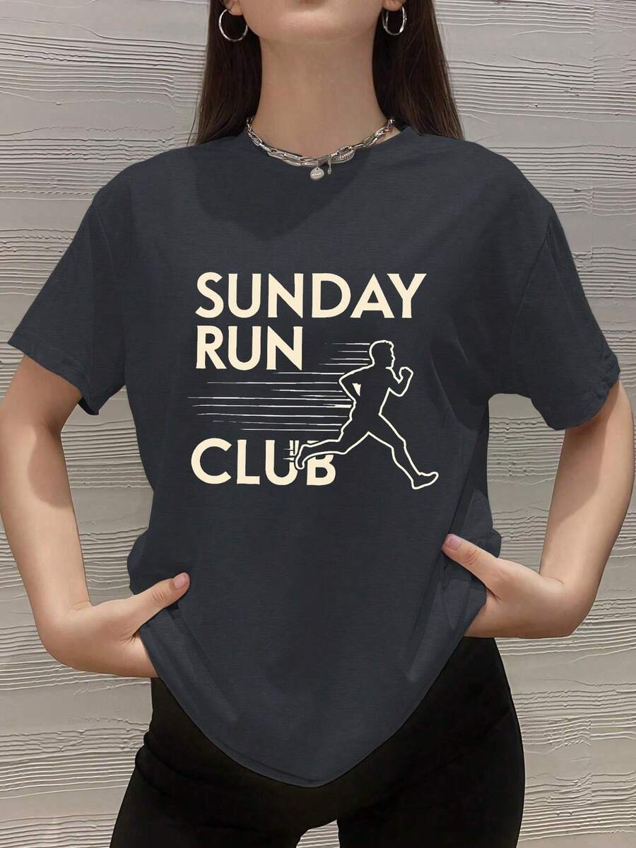 Sunday Run Club With Runner Women's Plus Size Sports Short Sleeve T-Shirt - 深灰色 - 查看 1