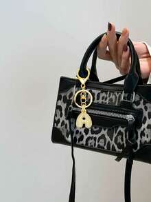 Spring & Summer Essential - Gold Letter Keychain, Unisex, Shiny A-Z Letter Keychain Pendant, Suitable For Backpacks, Handbags, Car Keys, House Keys, Suitable For Dates, Study, Vacation, Beach, Work, Commuting, And Also A Fashion Gift For Mother's Day, Bag Charm.