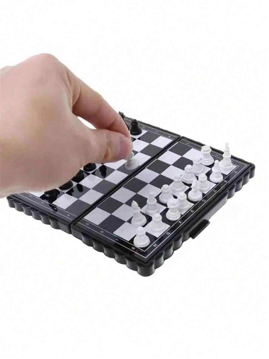 1pc Foldable Magnetic Plastic Chess Board, Portable Travel International Chess Game Set With Pieces - Multicolor - View 1